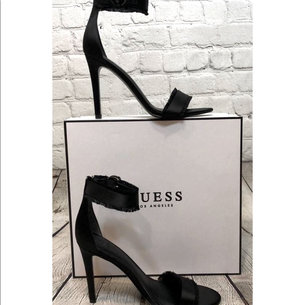 Sold in bundle 🎉HOST PICK 🎉🖤 Heels Black Satin Pollee/ Will b receiving more - Picture 2 of 7